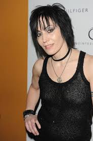 Joan jett wore a thick and messy hairstyle at the my valentine video premiere at stella mccartney boutique in west hollywood on april 13, 2012. More Pics Of Joan Jett Shag 18 Of 18 Shoulder Length Hairstyles Lookbook Stylebistro