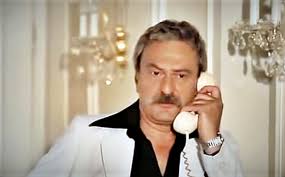 Nea mărin miliardar) este un film românesc de comedie din 1979, regizat de sergiu nicolaescu, după un scenariu scris de vintilă corbul, eugen burada și amza pellea. Video DezvÄƒluirile Scenaristului Filmului Nea Marin Miliardar Libertatea