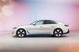 Pricing and which one to buy. Bmw I4 2021 Elektro 4er Startet Fruher Autonotizen