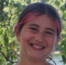 Isabelle Vernon's Instagram, Twitter & Facebook