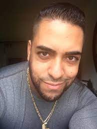 Jun 04, 2021 · rams dl bobby brown iii discusses meeting aaron donald for the first time, his friendship with cb and rookie classmate robert rochell, and what it's been like working with run game coordinator and defensive line coach eric henderson for the first time. Aaron Brown Molina Facebook