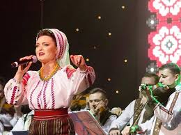 Muzica populara basarabeana republica moldova chisinau muzica populara din basarabia 2019 event music media. Interpreta De Muzica Populara Valentina Volontir Despre Colaborarea Cu Lautarii Lui Botgros Sunt Toti Alesi La Spranceana