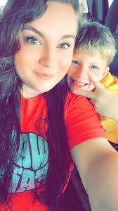 Tori Lindley (@torilindley)