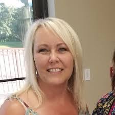 Rhonda Rippee's Instagram, Twitter & Facebook