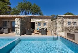 epingle sur hotel le mas des herbes blanches relais chateaux
