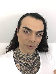 Amazon.com: Revolution, Conceal & Define Corrector, cobertura completa y  ligero, acabado mate de larga duración, vegano y libre de crueldad, tonos  de ...