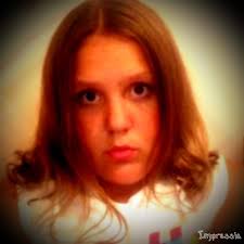 Tanisha Rose Finch (@tazz_finch)