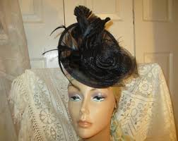 Reserviert für Wendy Stroh verschleierter Fascinator Hut