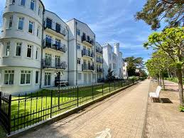 Guest house pension haus pommern is situated on dünnenstrasse 28/29 in ahlbeck in 588 m from the centre. In Ahlbeck Ferienhaus Ferienwohnung Hotel In Ahlbeck