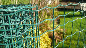 With a pvc coating, this product is able to withstand elemental factors such as uv rays water. Green Pvc Weld Mesh Fencing Garden Border Fence 1mx10m