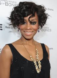 Actress Anika Noni Rose Womens Hairstyles Prom Hairstyles For Short Hair Wedge Hairstyles