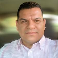 Efrain Zamora's Instagram, Twitter & Facebook