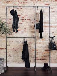 Rackbuddy Le Portant Vetement Dans Tous Ses Etats Joli Place Tuyau Plomberie Vetements Suspendus Portant Vetement