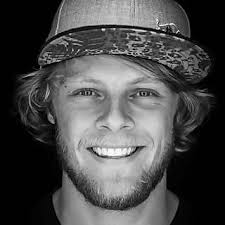 Top 45 Paddleboarding Influencers in 2025