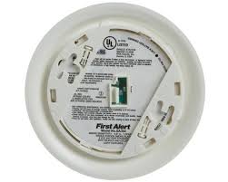 If the alarm is chirping and the light is yellow, it. First Alert Sa304cn3 Smoke Alarm Escape Light Walmart Com Walmart Com