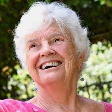 Frieda Gates's Instagram, Facebook & TikTok