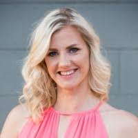 Keri Bryant's Instagram, Twitter & Facebook