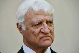 Flooding road closures in north Queensland 'stupid' and 'safety Nazism',  Bob Katter says