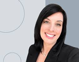 Lisa Linehan's Instagram, Twitter & Facebook