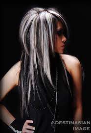 Maybe A Little Too Much Blonde On Top For Me But I Kind Of Love It Gray Hair Highlights Black Hair With Grey Highlights White Hair Highlights
