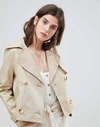 River island offers an affordable, accessible approach to modern menswear. River Island Zweireihiger Trenchcoat Mit Kurzem Schnitt Asos