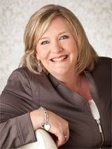 Brenda Howes's Instagram, Twitter & Facebook