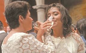 Pienso que ha llegado el tiempo del matrimonio igualitario en nuestro país, agregó. Queretaro Aguascalientes Y Guanajuato Autorizaran El Matrimonio Igualitario Queretaro