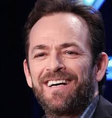 Luke, Patrick Swayze, his wife Lisa Niemi and Bruce Willis at Planet  Hollywood (1994) #lukeperry #patrickswayze #lisaniemi #brucewillis  #riplukeperry #rippatrickswayze #90210 #8seconds #planethollywood  #dylanmckay #beverlyhills90210 #jeremiah #oz ...