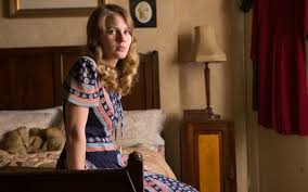 Primeiro a brincadeira com elizabeth iii, sugerindo que a betsy podem sim ser a nova rainha da inglaterra. Nova The Crown Serie Mostrara Juventude Da Primeira Rainha Elizabeth 4pop