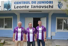 On saturday, from 17:30, fc arge ș will play in giurgiu against astra giurgiu. Consilierul JudeÅ£ean CÄƒtÄƒlin Bulf Va Premia Echipa Fc Arges 1953 Pentru Promovarea In Liga A Iii A Iar Din ToamnÄƒ Fotbalistii Vor Juca In Noul Echipament Donat De Presedintele Pmp Universul Argesean