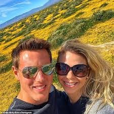 Lynn Ellison's Instagram, Twitter & Facebook