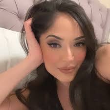 Jolene Snow's Instagram, Twitter & Facebook