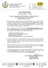 It is administered by the perak tengah district council, which is based at the town of seri iskandar; Pejabat Jurutera Daerah Jkr Perak Tengah