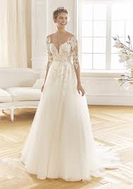 Nous avons des blancs aux tons froids ou des couleurs vives, des robes patineuses pour tous les jours et. Robe Trapeze Bosque La Sposa Robe De Mariee Robe De Mariee Trapeze Robe Fillette Mariage