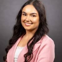 2100+ profilů „Sanner“