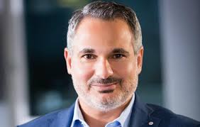 Patrick Hotz's Instagram, Twitter & Facebook