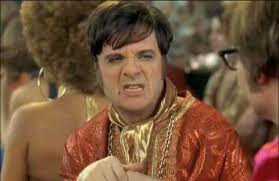 Together austin and foxxy must find a way to save nigel and stop dr. Famous Faces With Cameos In Austin Powers Franchise Etcanada Com