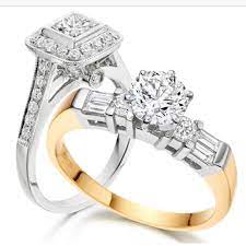 Platinum Or Yellow Gold Which One Do You Prefer Luxury Designer Diamonds Jewelry Jewellery Lu Favorite Engagement Rings Engagement Rings Engagement