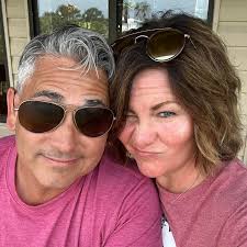 Wow 😭😭😭 what an honor to stand beside this GIANT IN THE KINGDOM. God is  so amazing he continues to blow my mind I pray you all were blessed by this  just