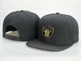 Men S Oakland Raiders New Era Gold Metallic Nfl Team Logo 9fifty Customized Brim Snapback Hat Black Grey