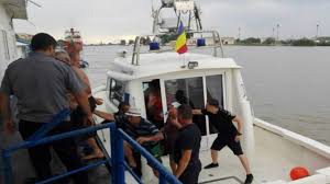 Pentru ca afacerea nu este profitabila pe timp de iarna, cursele rapide au fost suspendate din decembrie. O AmbarcaÈiune Cu TuriÈti S A RÄsturnat La Sulina In Golful Musura Tlnews Tulcea News