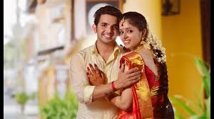 Be a part of wedding in kerala and know about kerala wedding food, wedding dress. Why Are Kerala Weddings Synonymous To Extravaganza Bride Photoshoot Kerala Matrimony Christian Wedding