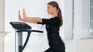 Wenn man eine pda hat, ist man bei vollem bewusstsein, ansonsten wird man betäubt und bekommt die geburt nicht mit. Effektive Ruckbildung Ems Training Nach Schwangerschaft Netzathleten De