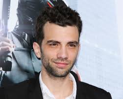 Hiccup 🤝 Hiccup. Mason Thames, who plays Hiccup in the upcoming  live-action How to Train Your Dragon, met Hiccup & Toothless at Universal  Orlando's new theme park Epic Universe!