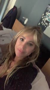 Celebra 3000 suscriptores en el podcast de Eva