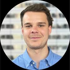 Yesterday I was honoured to be admitted to the Supreme Court of Queensland  as a Lawyer.