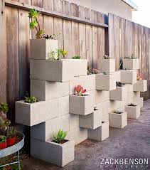 Ideas decoración home garden decoration Ideas Para Tener Un Patio De Maravilla Usando El Reciclaje Jardineras De Concreto Azoteas Verdes Bloque De Hormigon