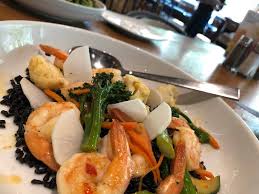 Young pizza lovers get to choose from their own cpkids. California Pizza Kitchen Restaurant 98 1005 Moanalua Rd Aiea Hi 96701 Usa