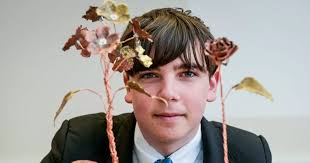 Teenage boy discovers incredible metalwork talent trying to cheer mum up  during breast cancer fight