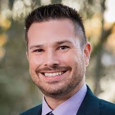 Tim Winger's Instagram, Twitter & Facebook